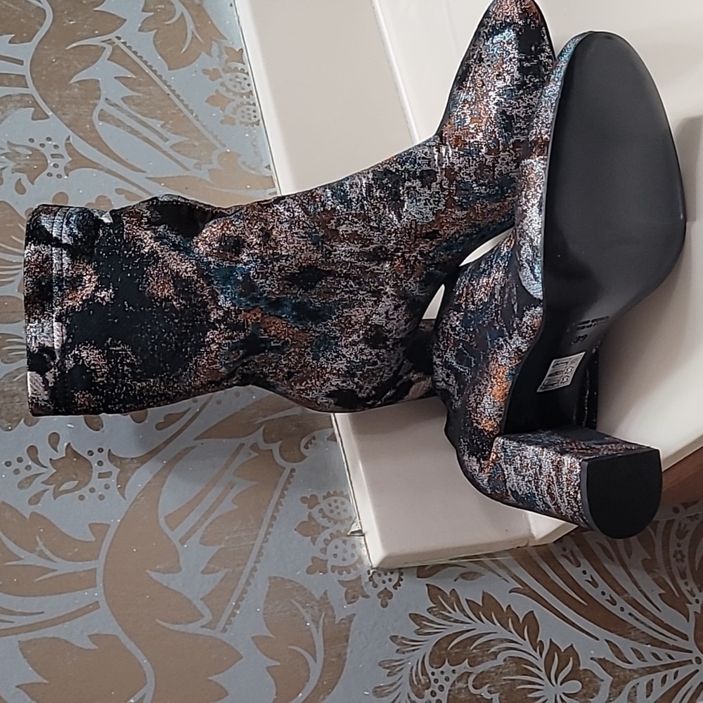 Kenneth Cole Authentic booties - Picture 6 of 6